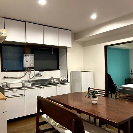 4F最寄駅まで徒歩3分。心斎橋まで3駅難波まで2駅で行ける好立地 Apartment Osaka Exterior photo